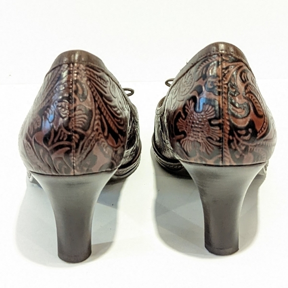 NURTURE brown peep toe heels sz 6.5 - Picture 5 of 10